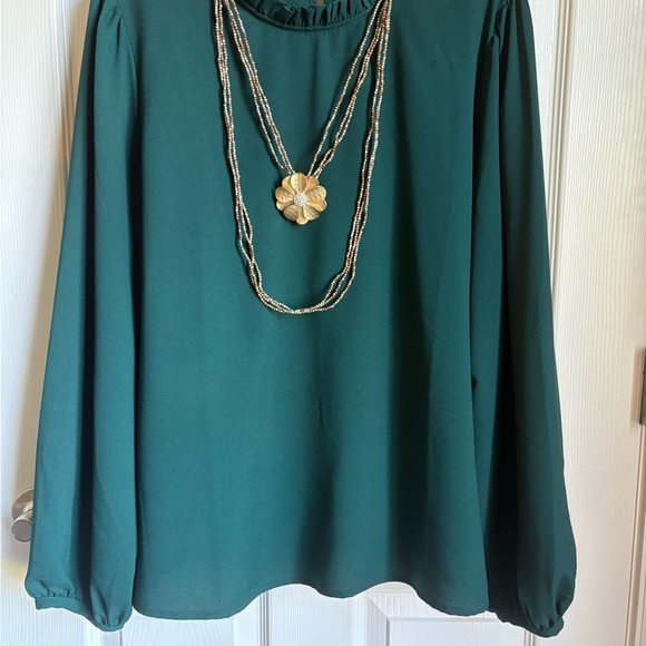 Premier Designs Gold Flower Pin Brooch Pendant - Picture 3 of 8